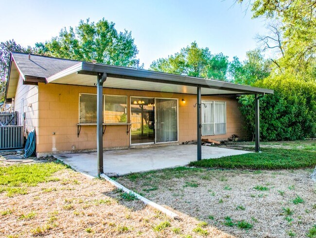 Photo - 12723 La Quinta St