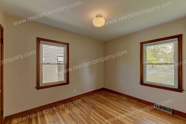 Photo - Completely remodeled 3 bedroom 1.5 bathroom house in Hammond