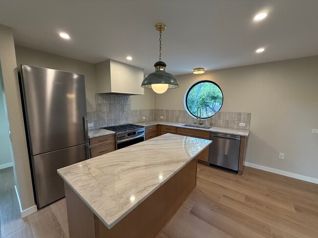 Photo - 5780 Violeta Ave