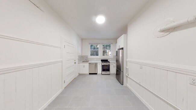 Photo - 2129 Haste Street