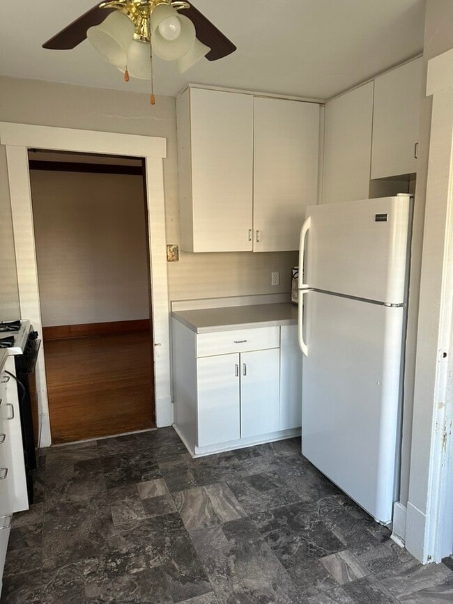 Photo - 204 S Linden Ave