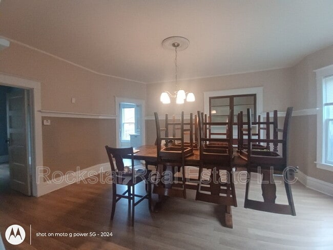 Photo - 519 E Ermina Ave