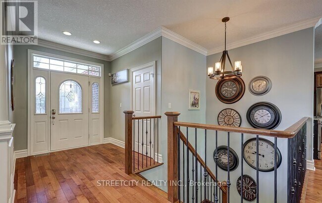 Photo - 1 McGregor Ct