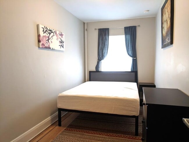 Photo - 1 bedroom in New York NY 10022 Unit 4r