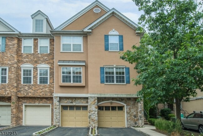 Photo - 23 Barrister St