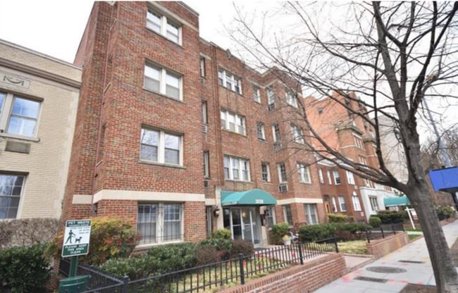 Photo - 3028 Wisconsin Ave NW