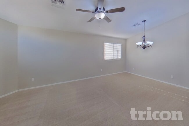 Photo - 45539 W Sky Ln
