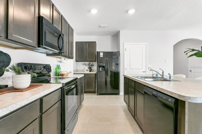 Photo - Beautiful 2 Story Home!!