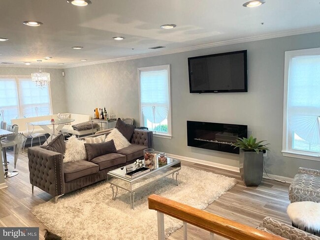 Photo - 15401 Empress Way