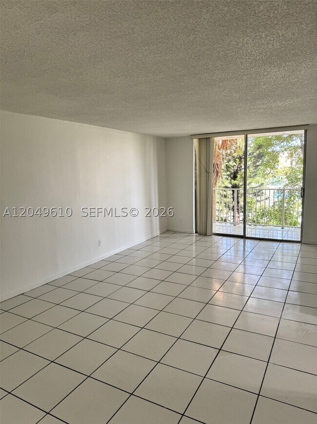 Photo - 8511 NW 8th St Unit 303