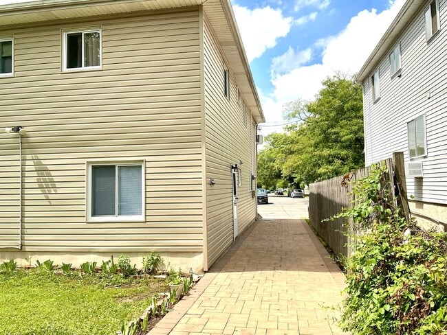 111 Fields Ave