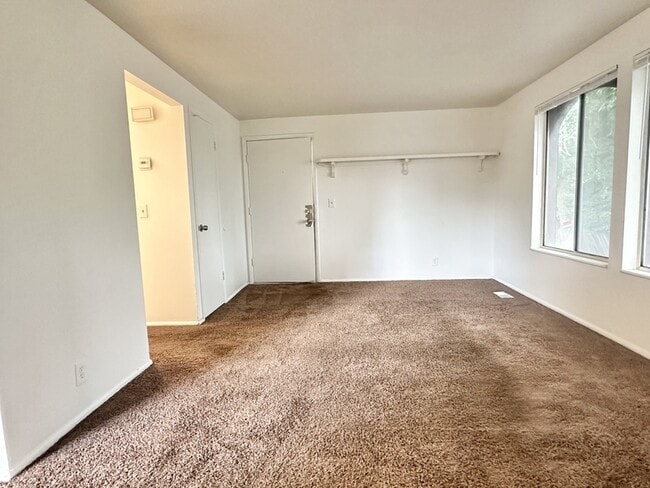 Photo - 2175 S 300 E