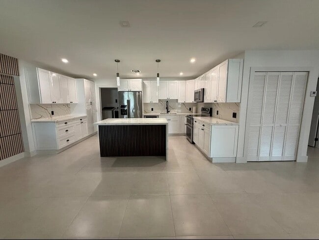 Photo - 14273 SW 52nd St