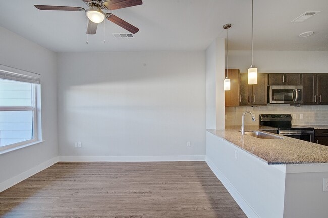 Photo - 25500 Westheimer Pkwy