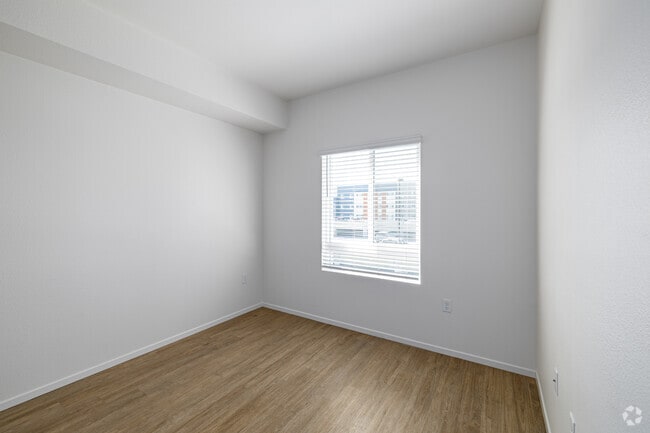 3BR, 2BA - 1,027SF - Bedroom