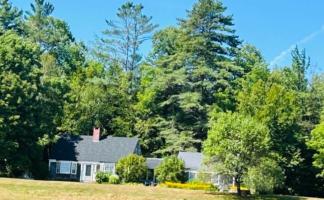 Building Photo - 923 Landgrove Rd Rental
