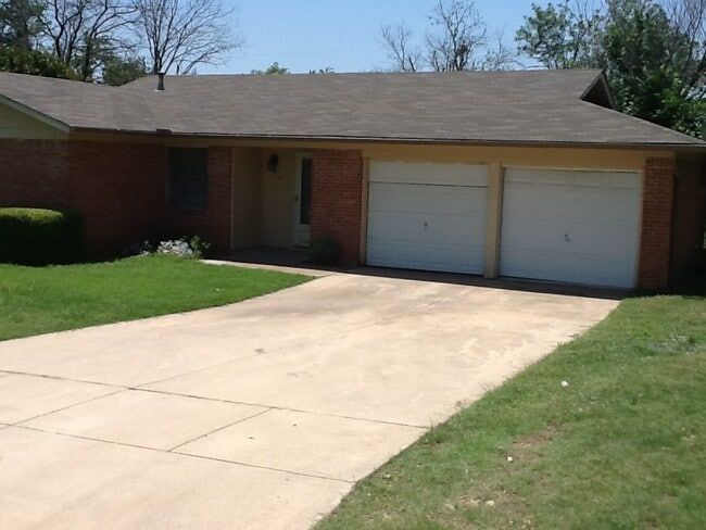 Building Photo - Adorable 3 bedroom, 2 bath home in Aledo