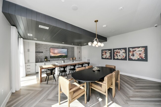 Photo - 15635 Memorial Dr Unit 135