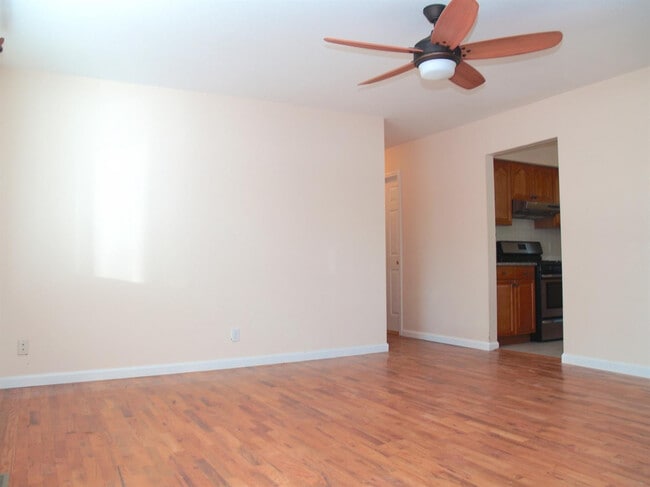 Photo - 2339 Pontiac Trail