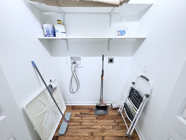 Photo - 534 Forest Ln