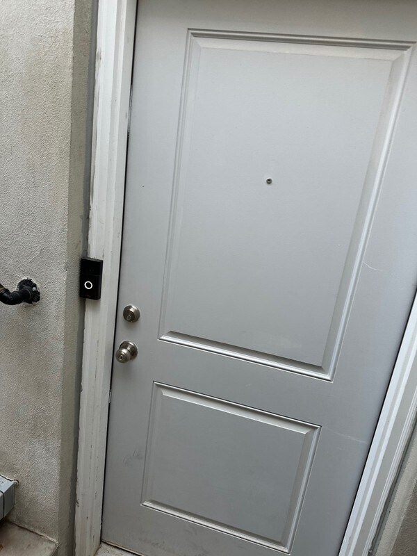 Photo - 306 W Royal Land Dr