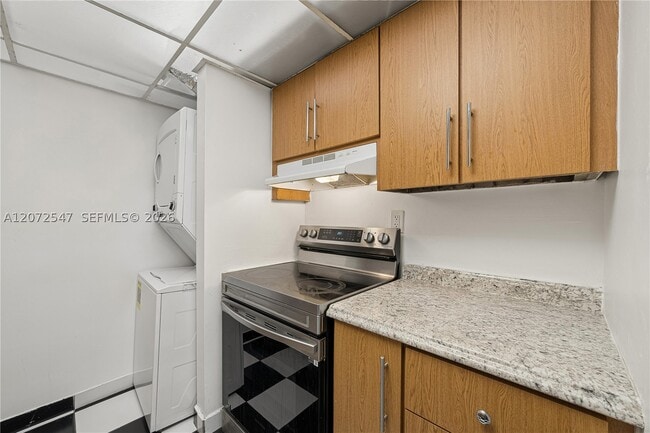 Building Photo - 5055 NW 7th St Unit 409