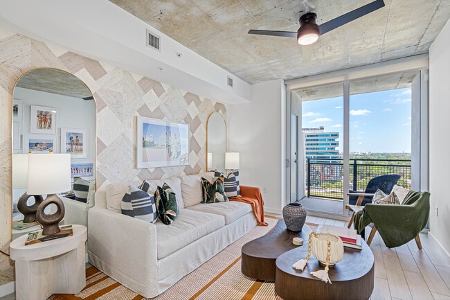 Photo - Cortland Midtown Miami
