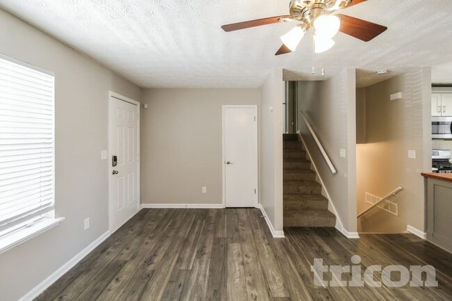Photo - 141 Hemlock Cir