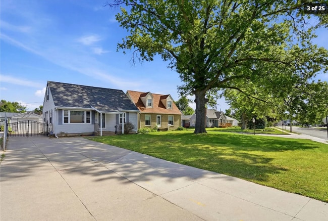 Photo - 1902 Johnson Ave NW
