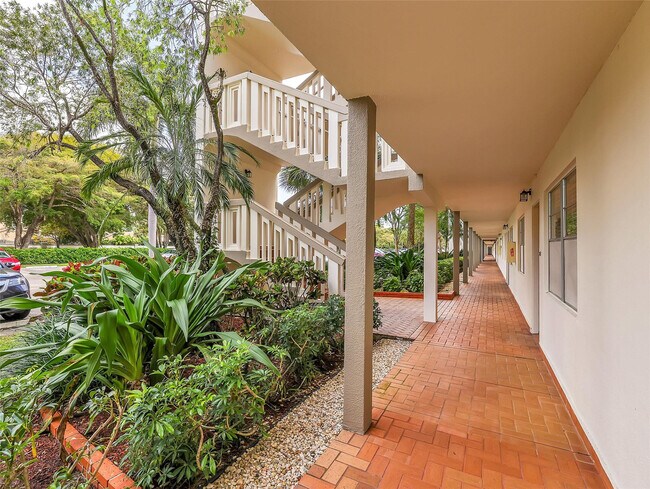 Photo - 3405 Bimini Ln Unidad N1