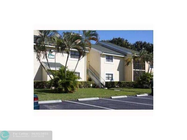 Building Photo - 4090 N Pine Island Rd Unit 310 Rental