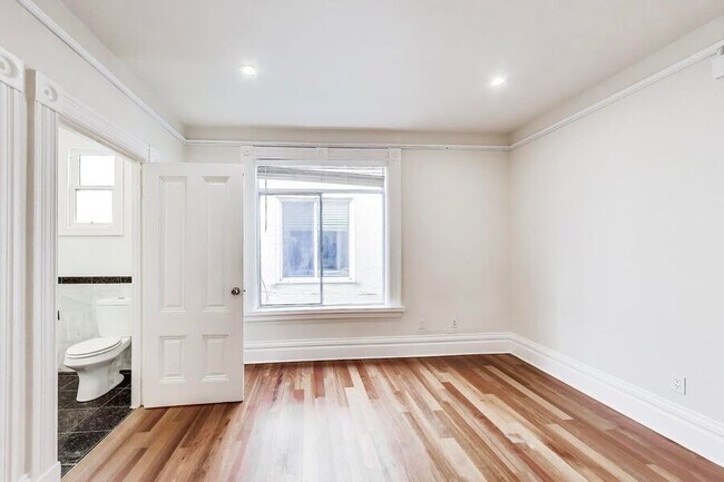 Photo - 169 Fair Oaks St Unit 01