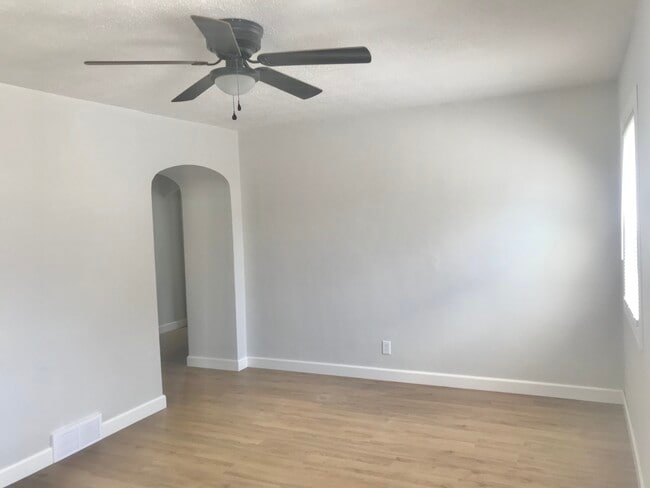 Living Area - 217 Lane St Unit 217 1/2