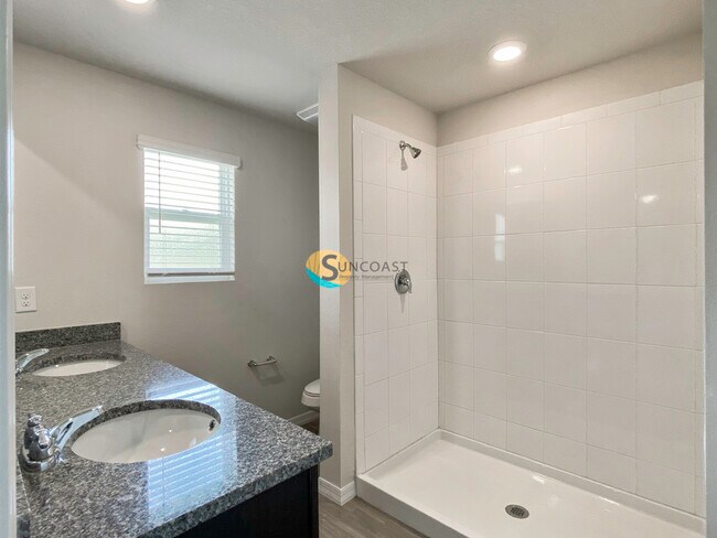 Photo - 2BR/2BA Duplex home ready for move in! Unit A