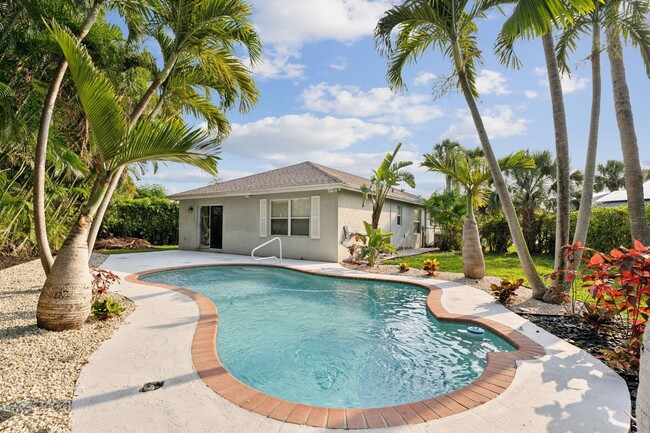 Key West Street, Boynton Beach, FL 33426 -... - Key West Street, Boynton Beach, FL 33426 -... House