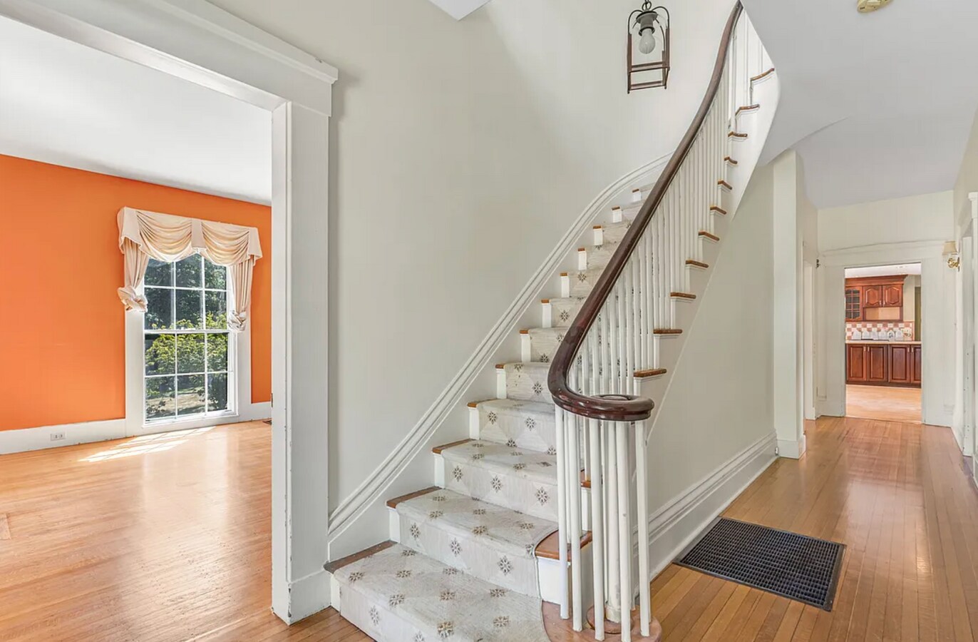 Photo - 344 Lowell St