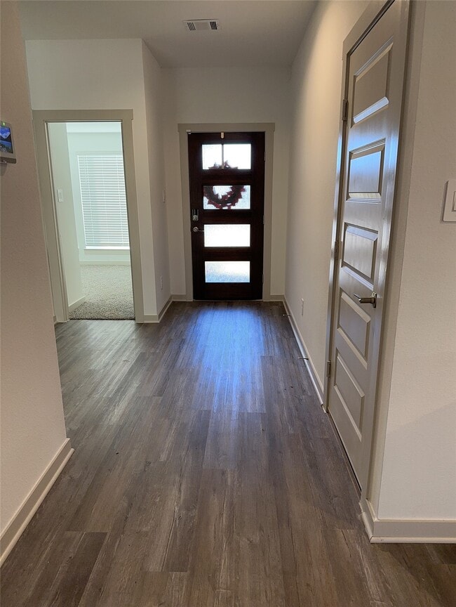 Photo - 7315 Lakeway Blf Ln