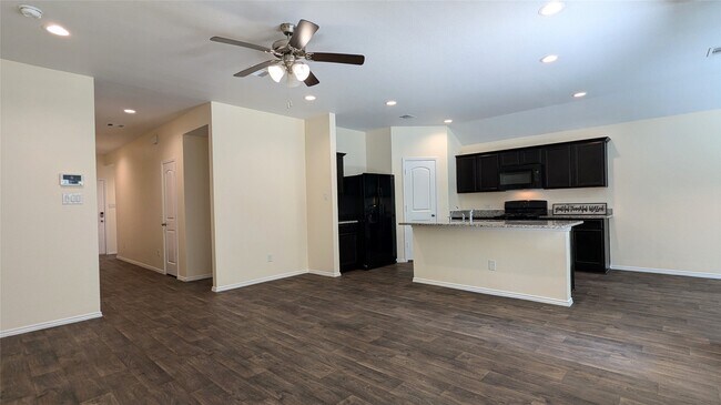 Photo - 568 Rd 5138