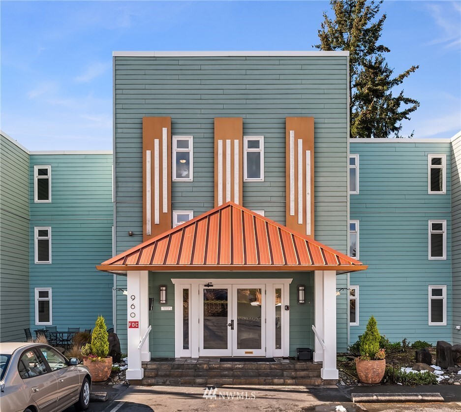 Photo - 960 5th Ave S (Edmonds, WA)