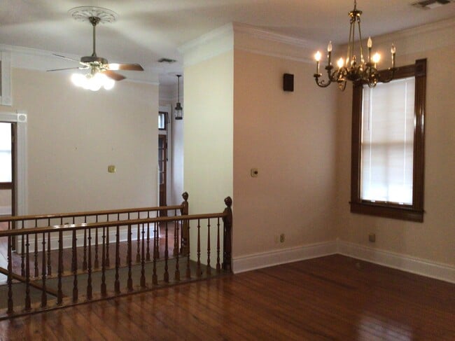 Building Photo - 519 Lowerline St Unit #2B