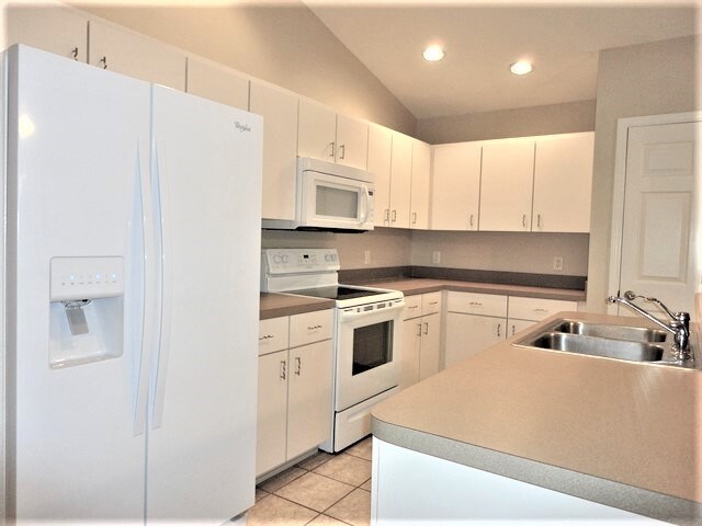 Photo - 7217 50th Ave E