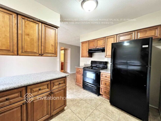 Photo - 4649 W Hubbell St