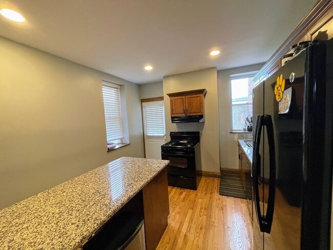 Photo - Huge 3 bed 2.5 bath - Southside flats, laundry, central air, private yard, off street parking