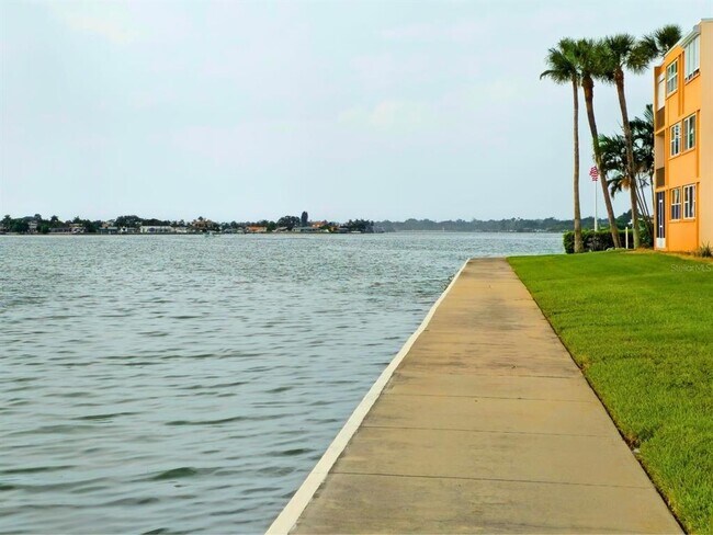 7560 Bay Island Dr S Unit 146