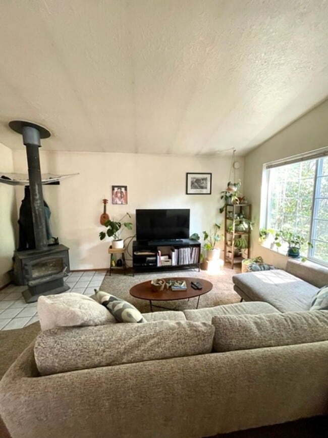 Photo - Three bedroom Westside home near OSU Casca...