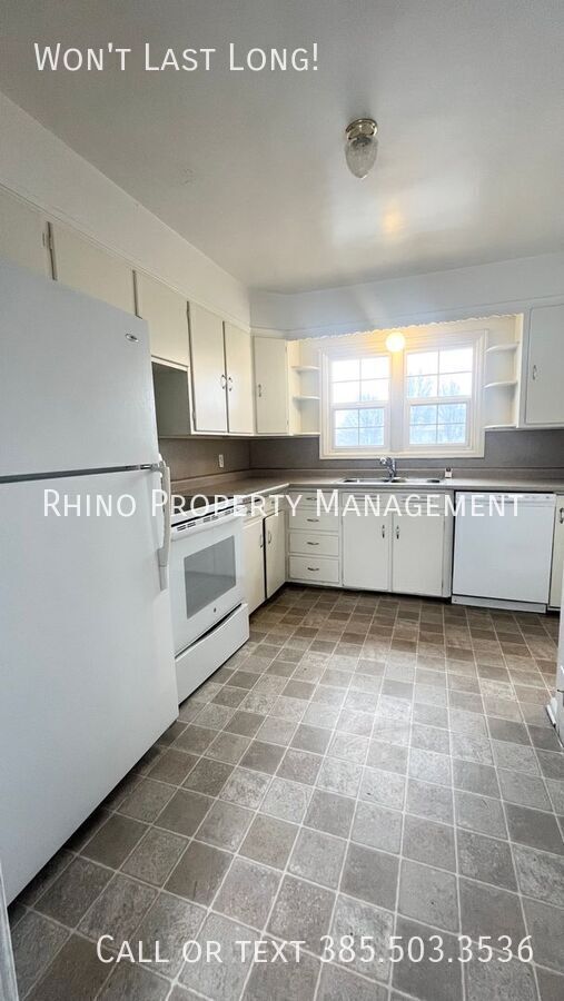 Photo - 2374 W 7800 S