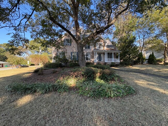 Photo - 1736 Brockett Rd