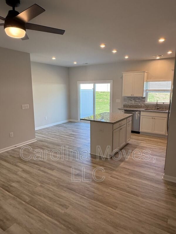 Photo - 171 Randwick Ln
