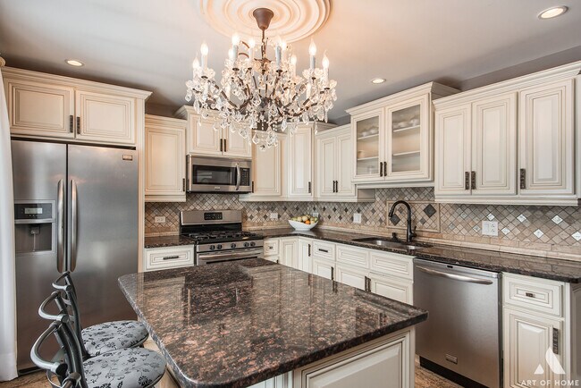 Photo - 7119 Hanover St