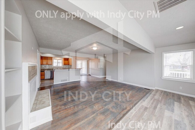 Photo - 5120 Reeder St